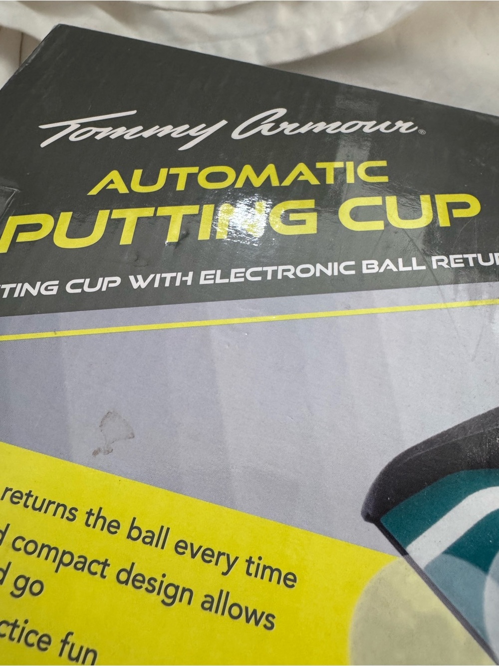 Tommy Armour Putting Cup with Electronic Ball Return
